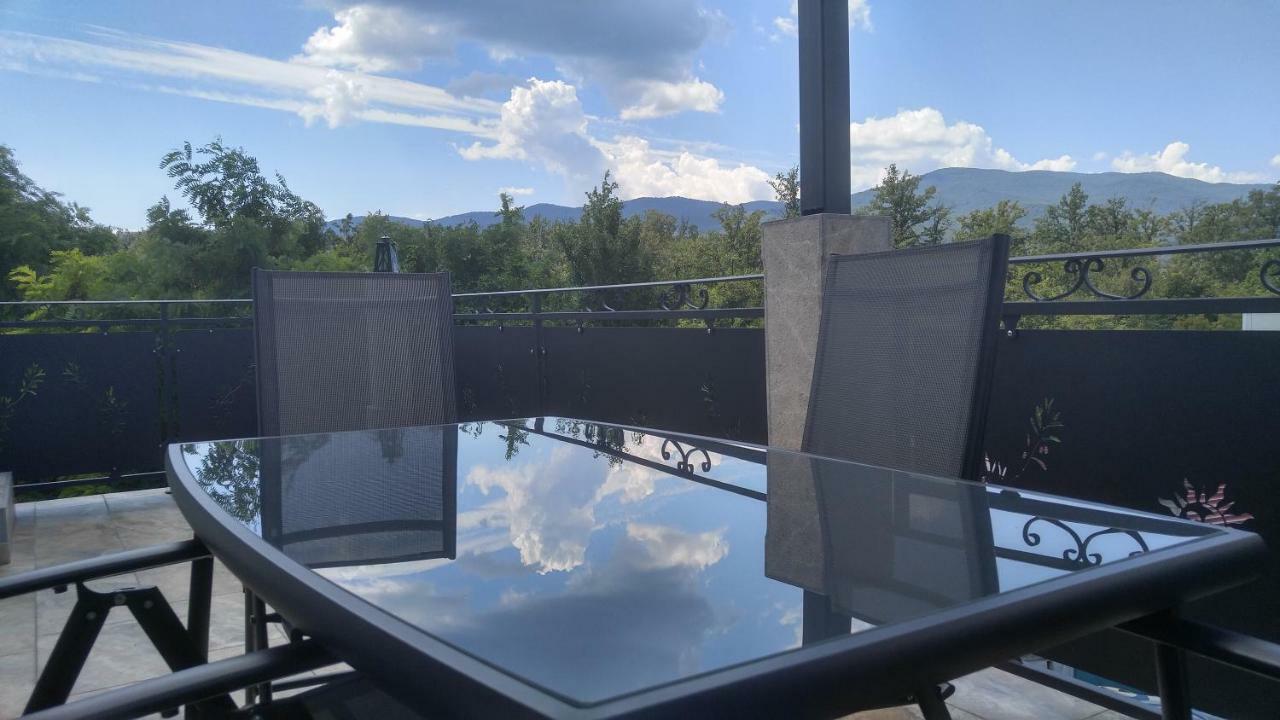 Apartmani Roberta Jurdani Exteriör bild